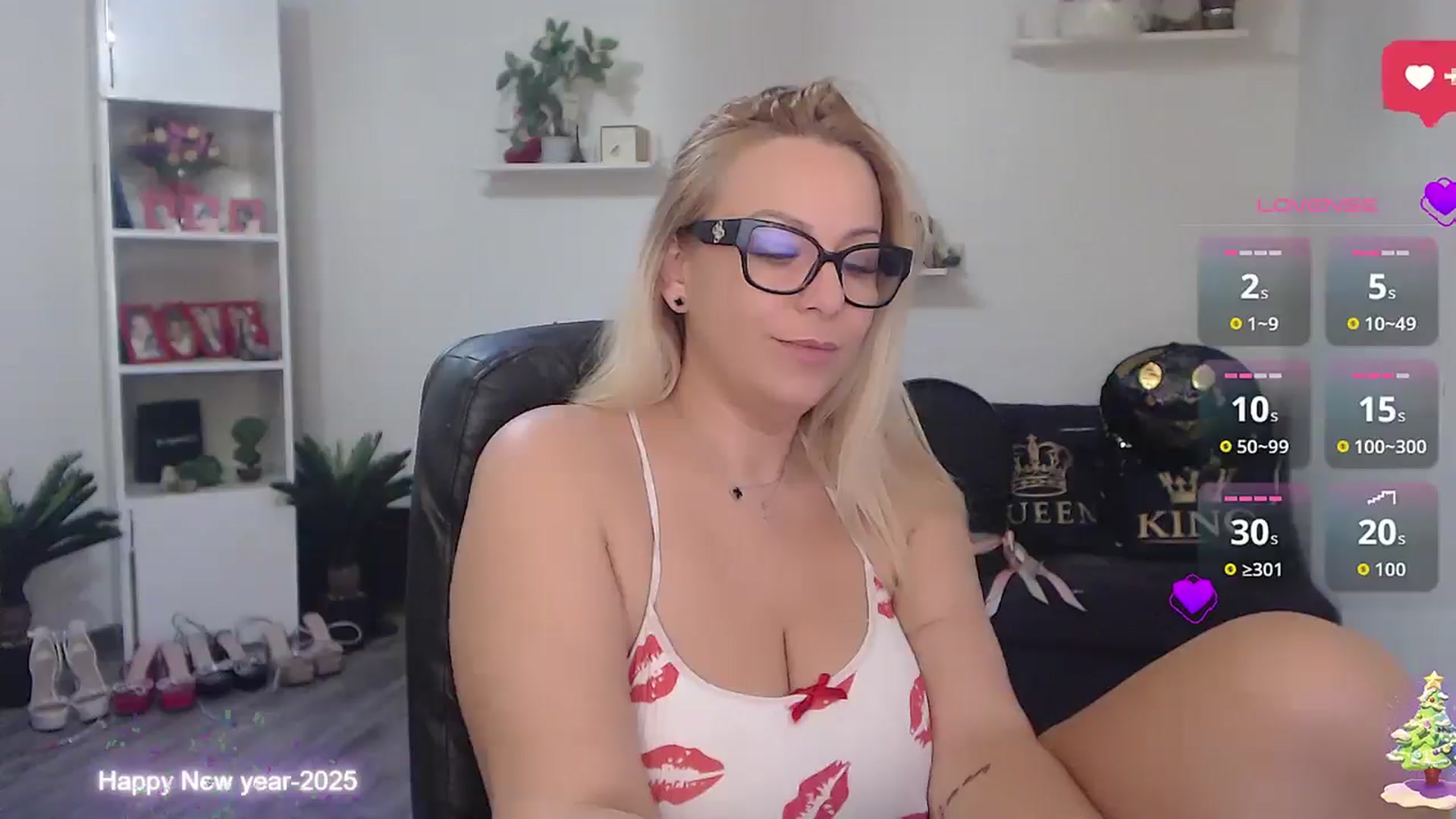 Gallery image thumbnail from A_baby_Boo's myfreecams stream on, 01/02/2026, 13:14 image 13 of 20