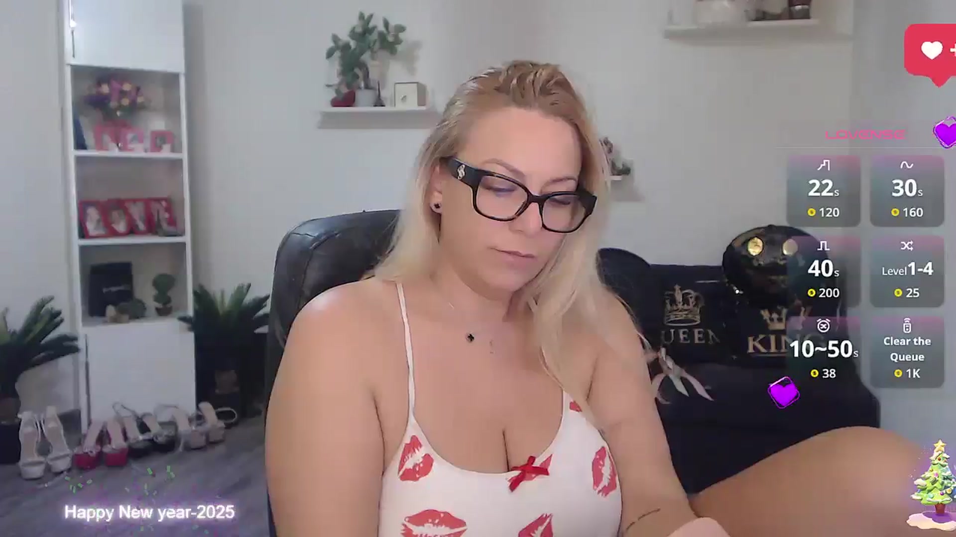 Gallery image thumbnail from A_baby_Boo's myfreecams stream on, 01/02/2026, 13:14 image 17 of 20