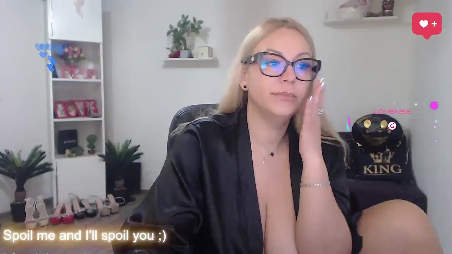 Gallery image thumbnail from A_baby_Boo's myfreecams stream on, 01/05/2026, 09:35 image 18 of 20
