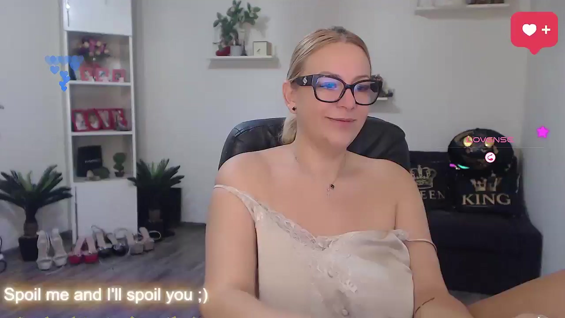 Gallery image thumbnail from A_baby_Boo's myfreecams stream on, 01/08/2026, 08:29 image 3 of 20