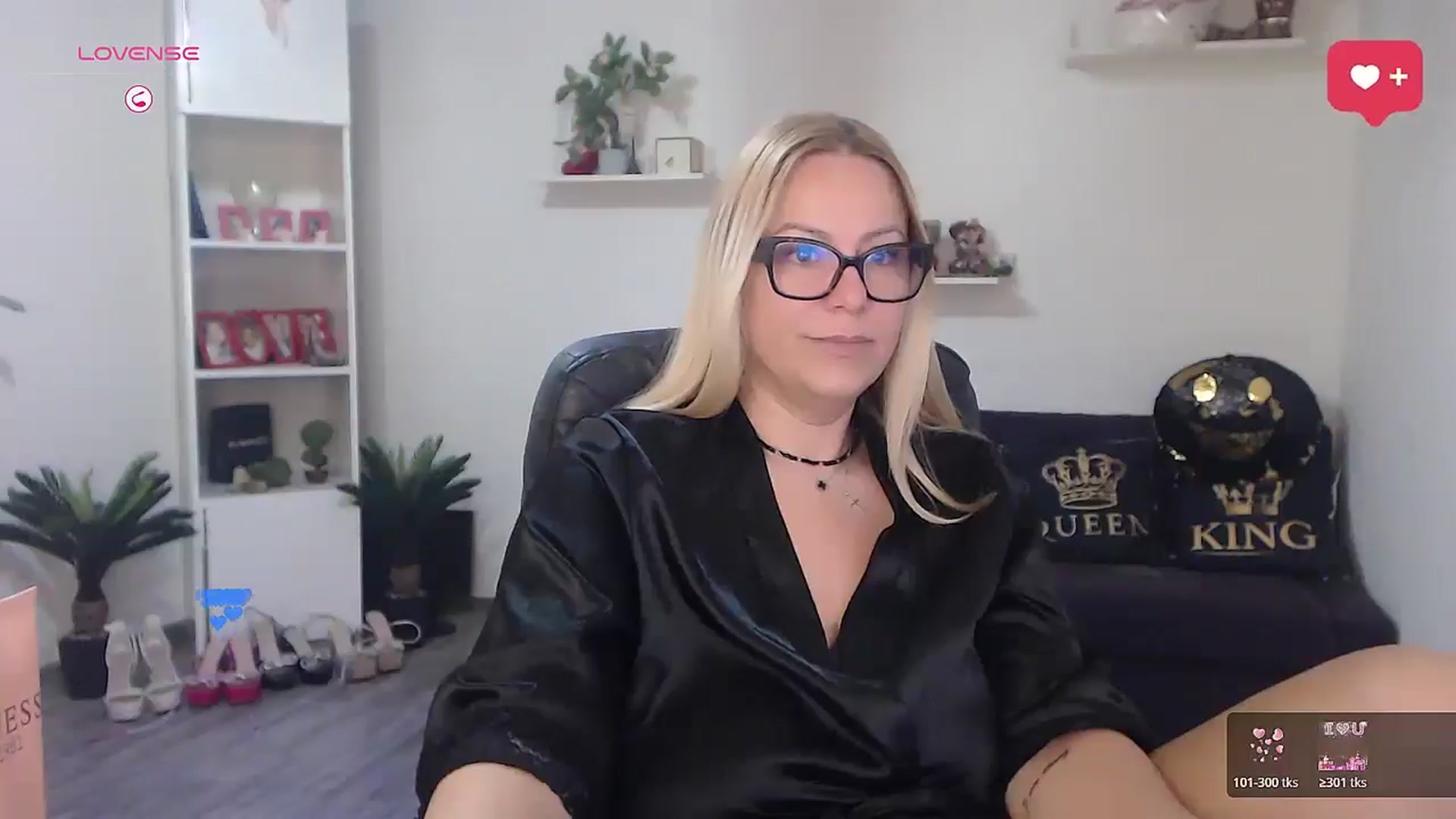 Gallery image thumbnail from A_baby_Boo's myfreecams stream on, 01/14/2026, 08:00 image 17 of 20