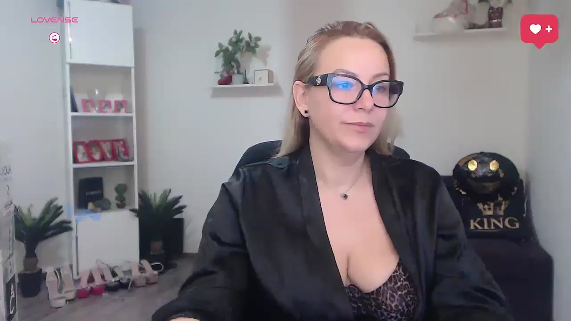 Gallery image thumbnail from A_baby_Boo's myfreecams stream on, 02/28/2026, 09:41 image 16 of 20