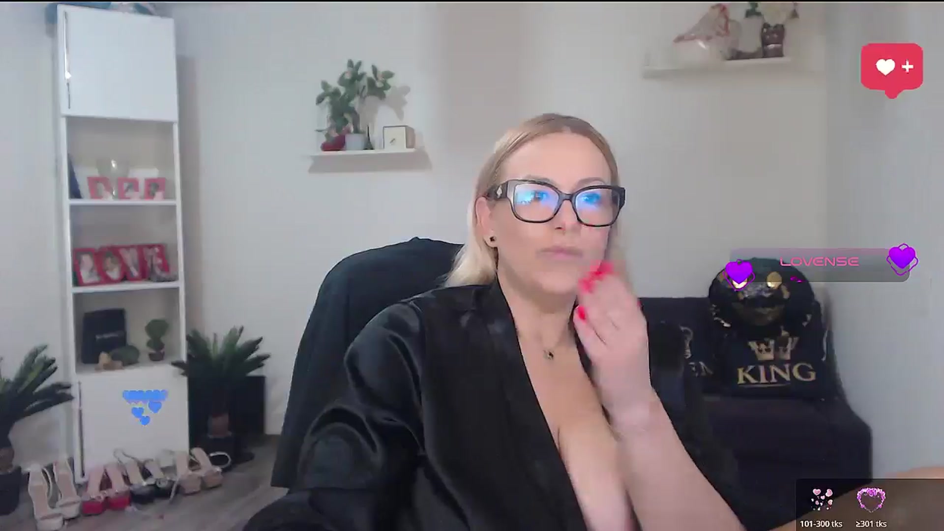Gallery image thumbnail from A_baby_Boo's myfreecams stream on, 03/02/2026, 20:23 image 16 of 20