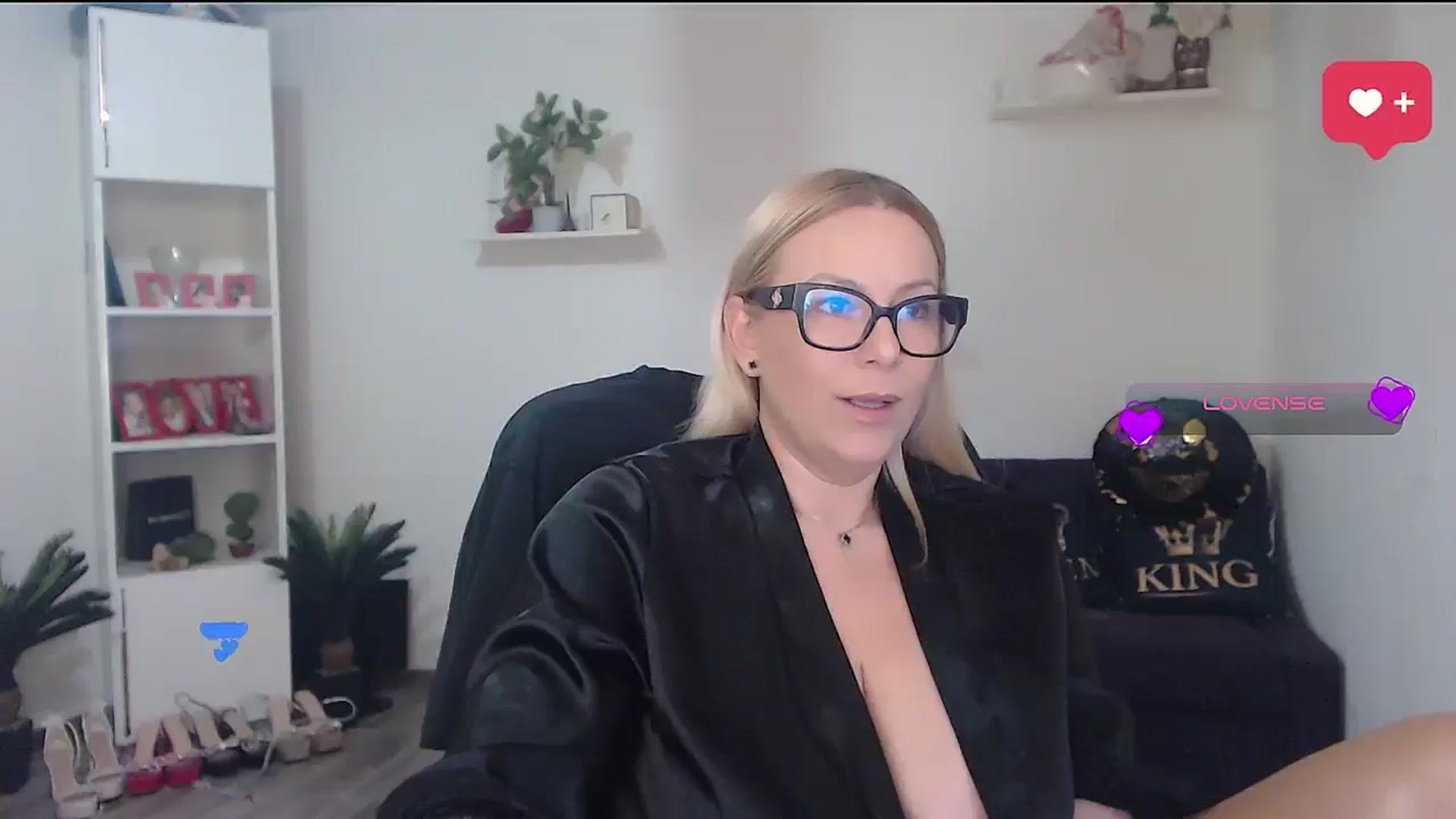 Gallery image thumbnail from A_baby_Boo's myfreecams stream on, 03/02/2026, 20:23 image 15 of 20