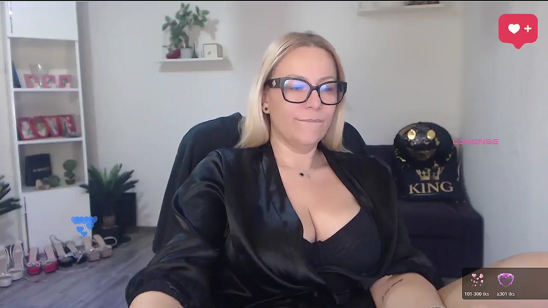 Gallery image thumbnail from A_baby_Boo's myfreecams stream on, 03/03/2026, 06:27 image 2 of 20