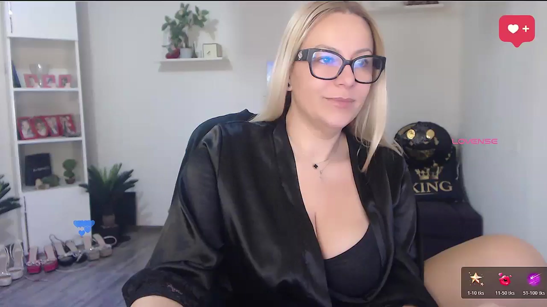 Gallery image thumbnail from A_baby_Boo's myfreecams stream on, 03/03/2026, 06:27 image 16 of 20
