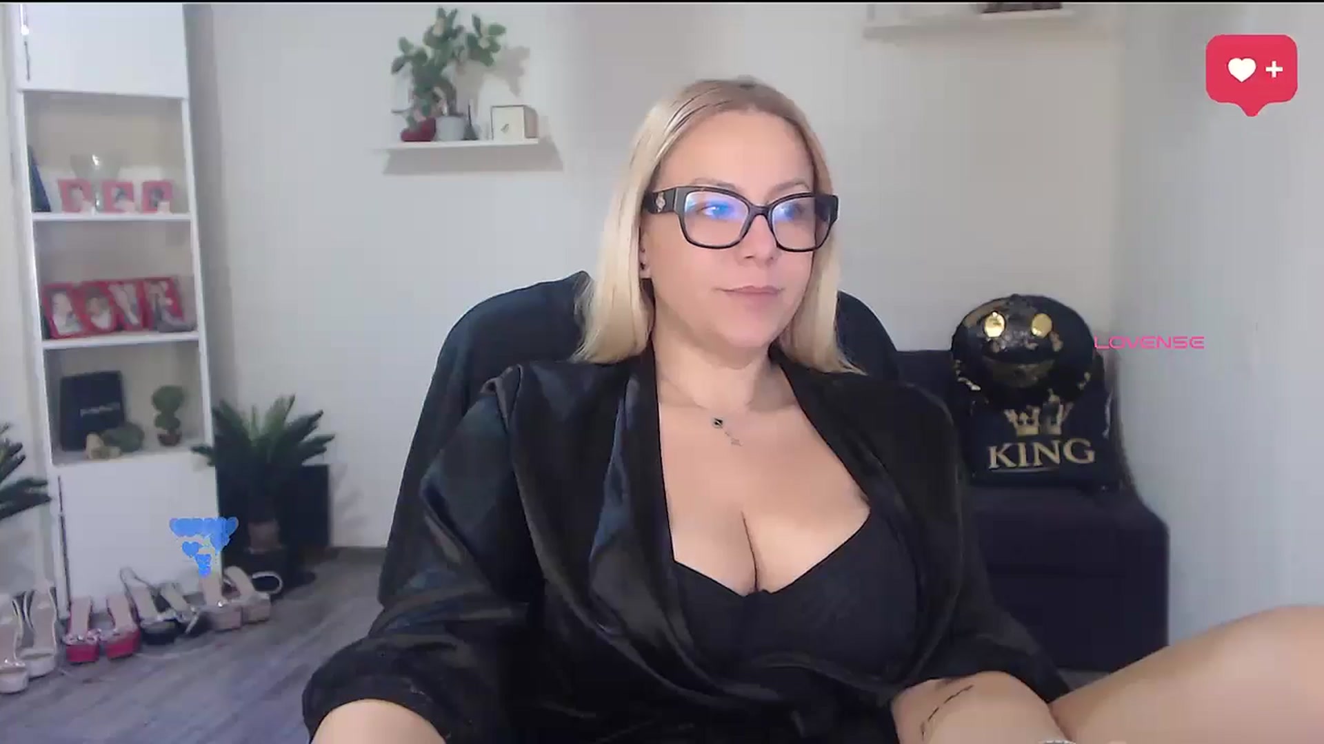 Gallery image thumbnail from A_baby_Boo's myfreecams stream on, 03/03/2026, 06:27 image 8 of 20