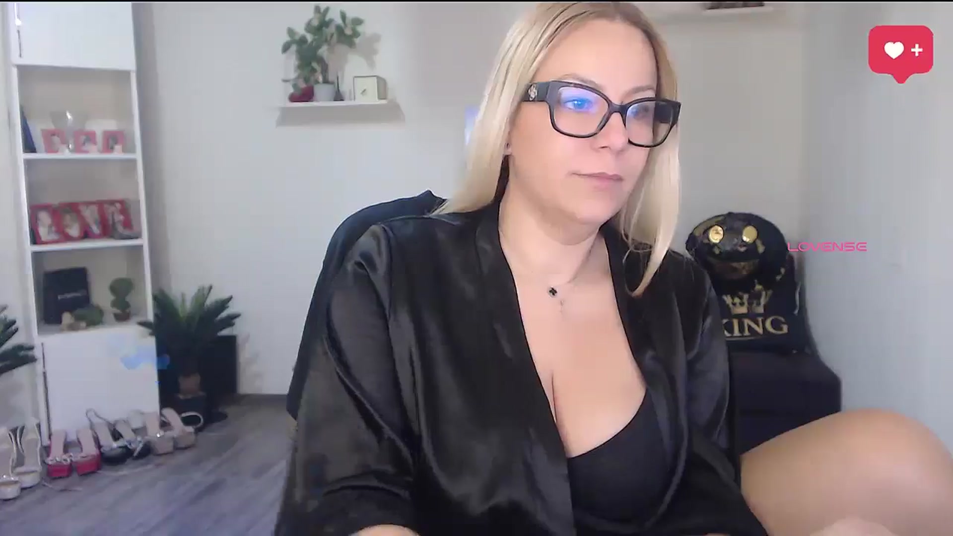 Gallery image thumbnail from A_baby_Boo's myfreecams stream on, 03/03/2026, 06:27 image 15 of 20