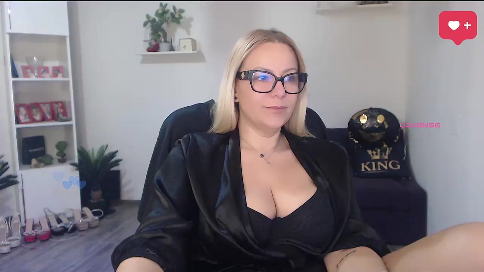 Gallery image thumbnail from A_baby_Boo's myfreecams stream on, 03/03/2026, 06:27 image 10 of 20