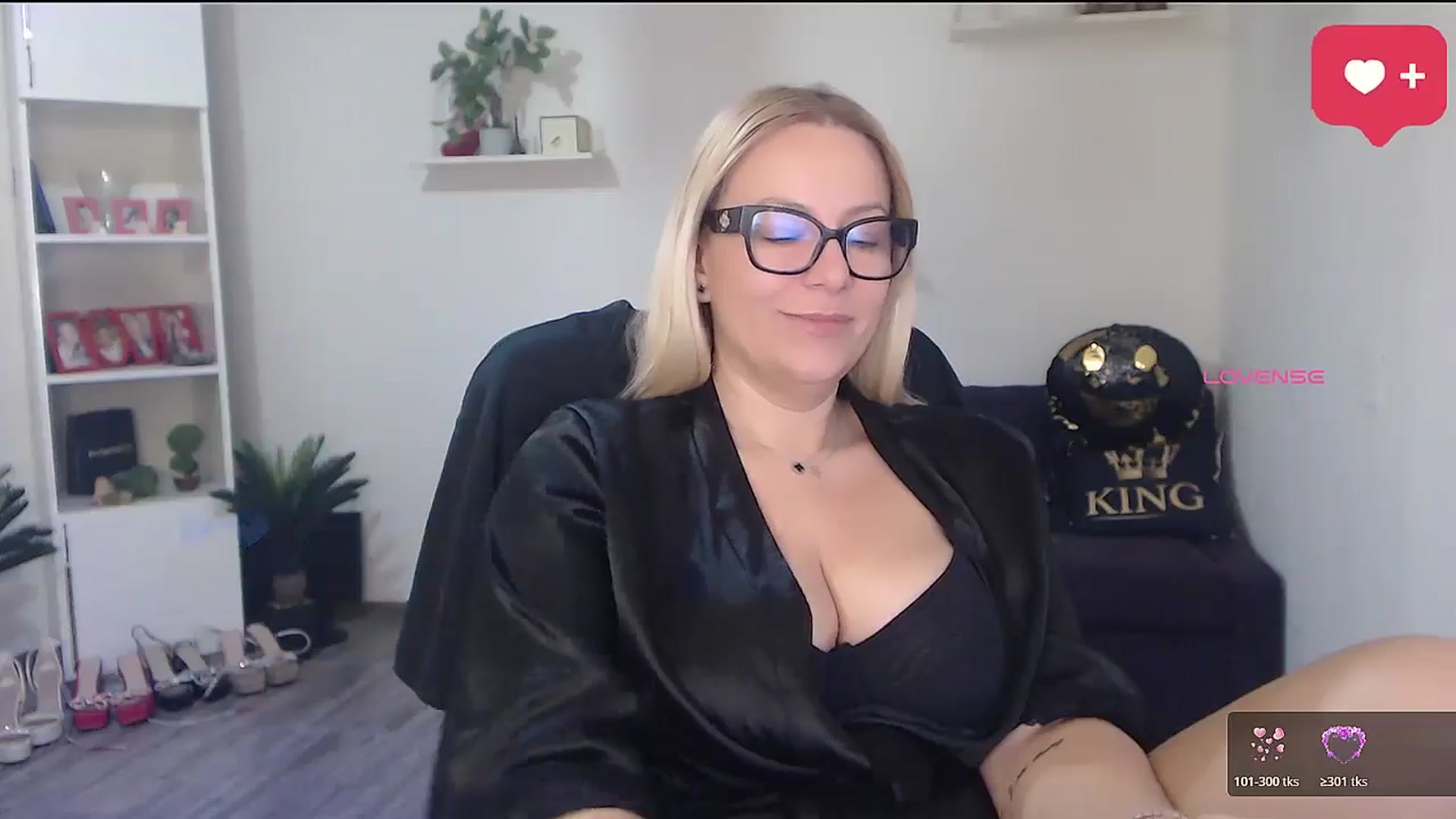 Gallery image thumbnail from A_baby_Boo's myfreecams stream on, 03/03/2026, 06:27 image 4 of 20