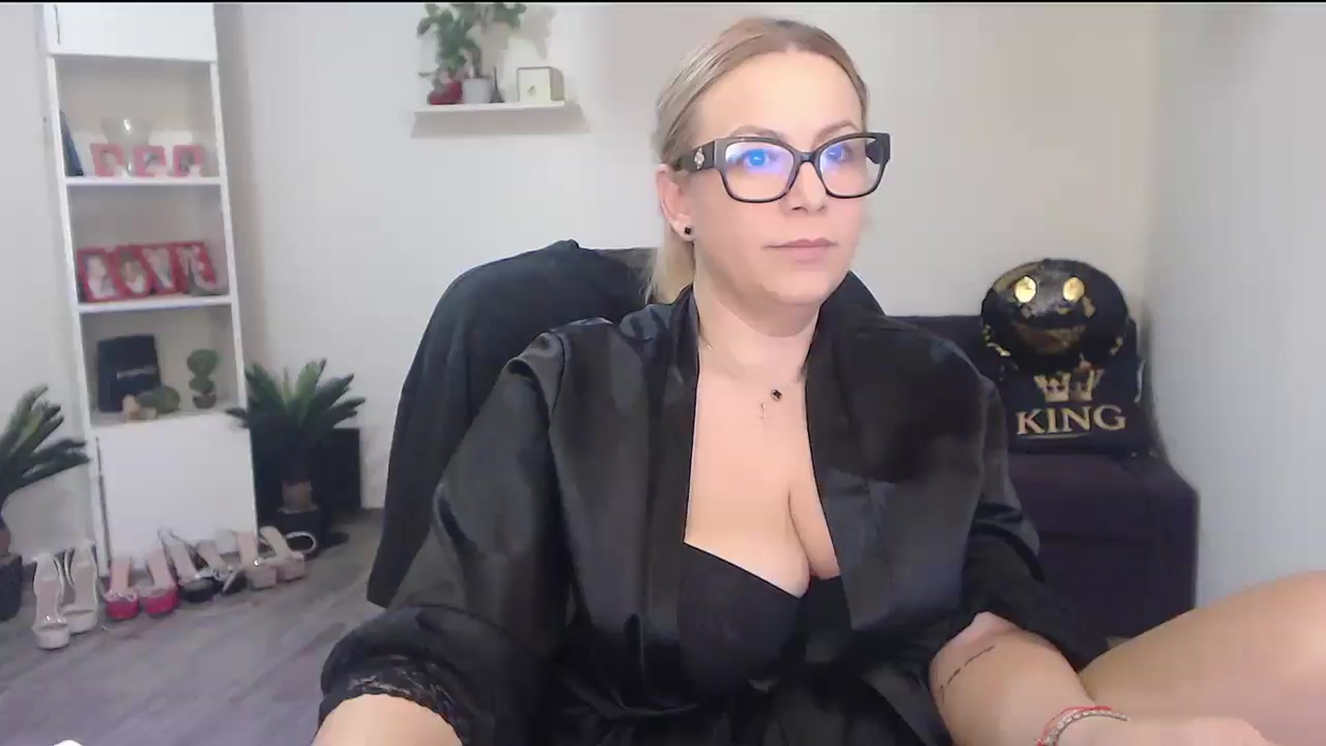 Gallery image thumbnail from A_baby_Boo's myfreecams stream on, 03/03/2026, 23:49 image 2 of 20