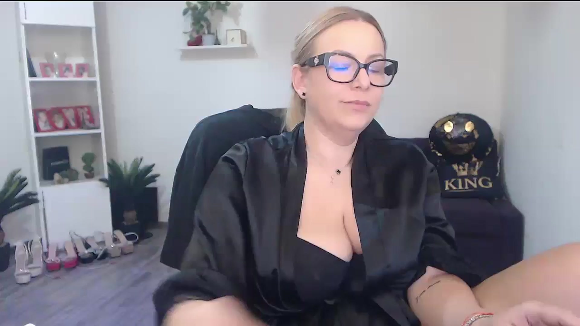 Gallery image thumbnail from A_baby_Boo's myfreecams stream on, 03/03/2026, 23:49 image 1 of 20