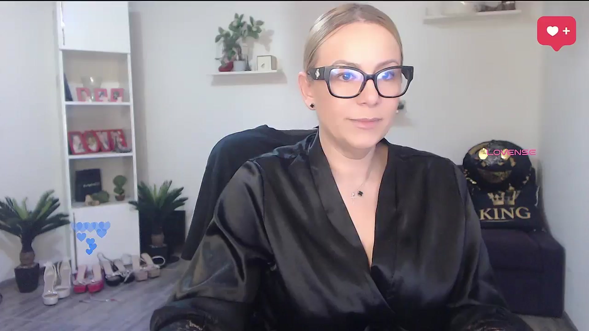 Gallery image thumbnail from A_baby_Boo's myfreecams stream on, 03/10/2026, 19:39 image 14 of 20