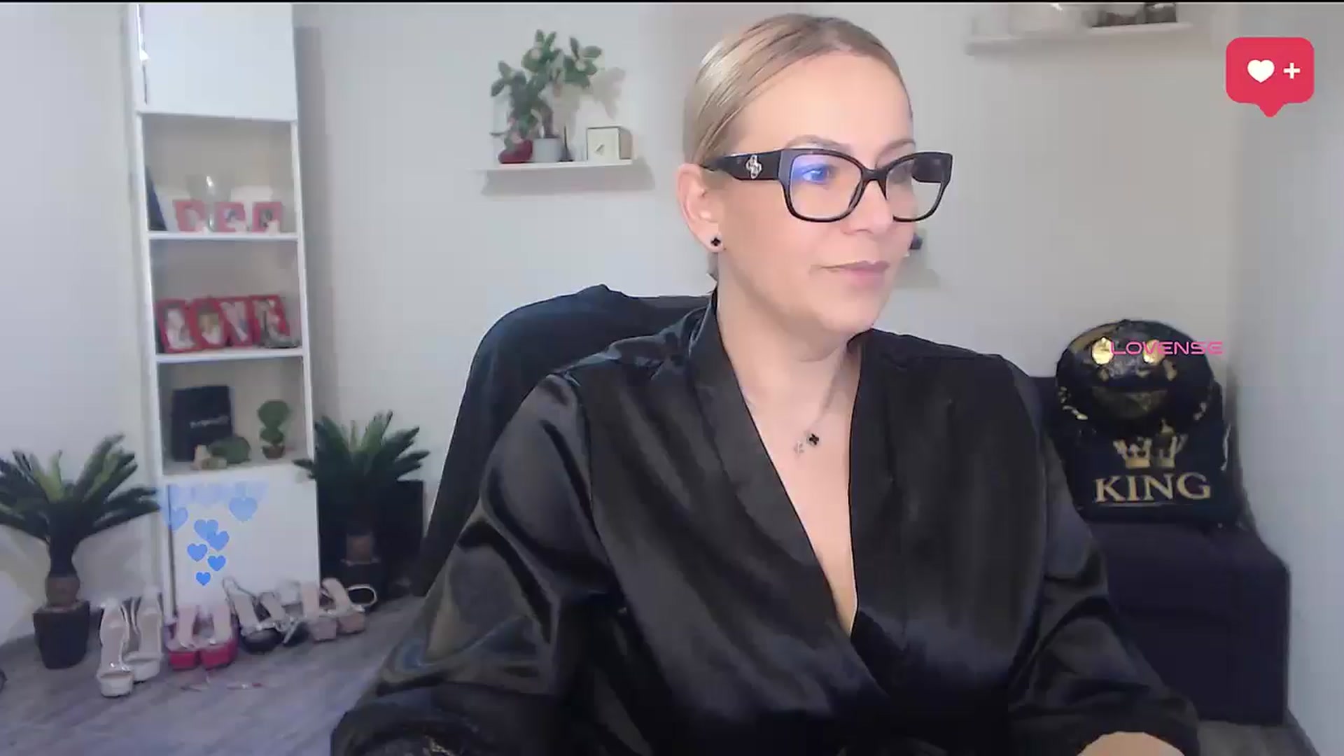Gallery image thumbnail from A_baby_Boo's myfreecams stream on, 03/10/2026, 19:39 image 11 of 20