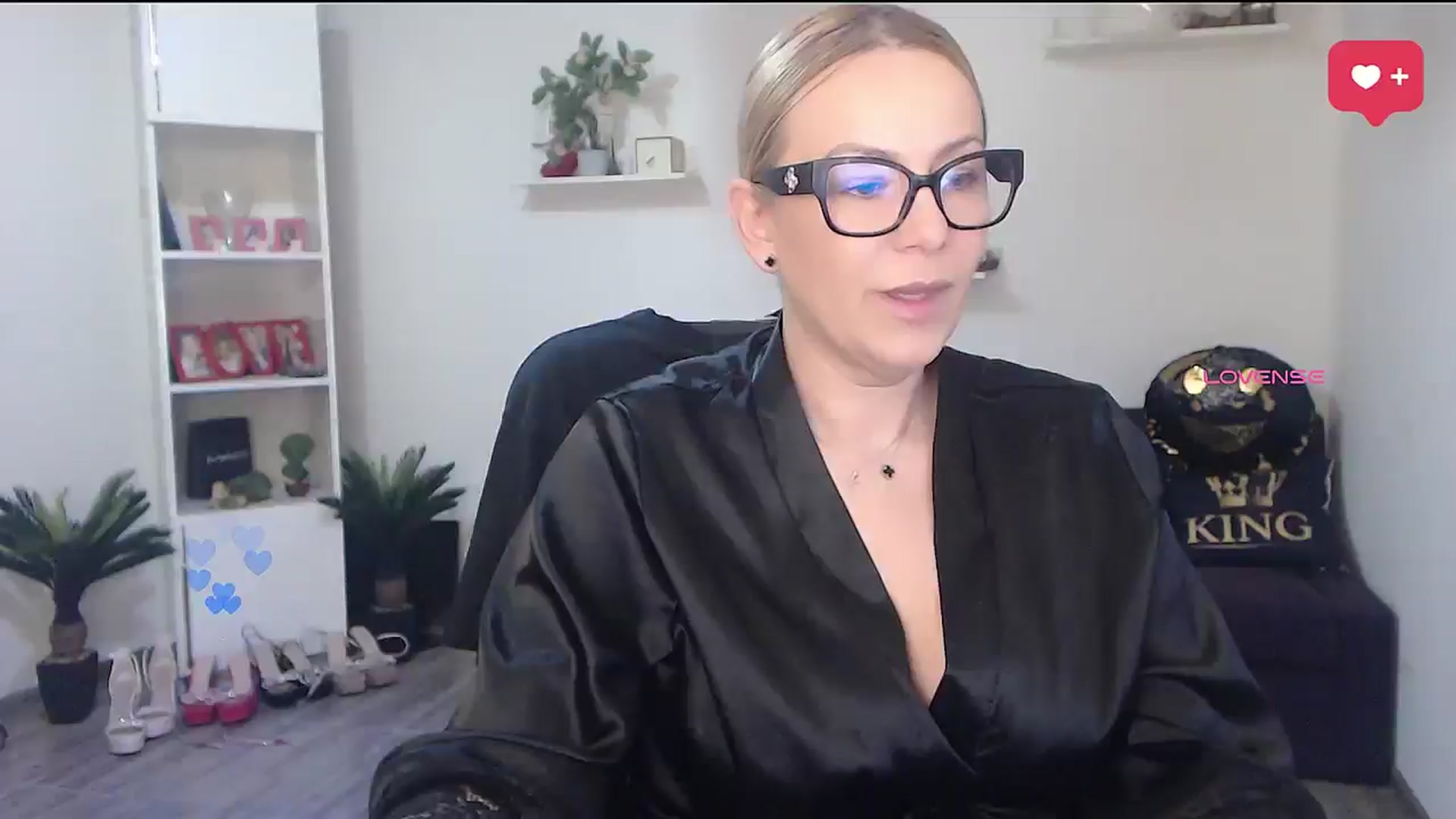 Gallery image thumbnail from A_baby_Boo's myfreecams stream on, 03/10/2026, 19:39 image 4 of 20