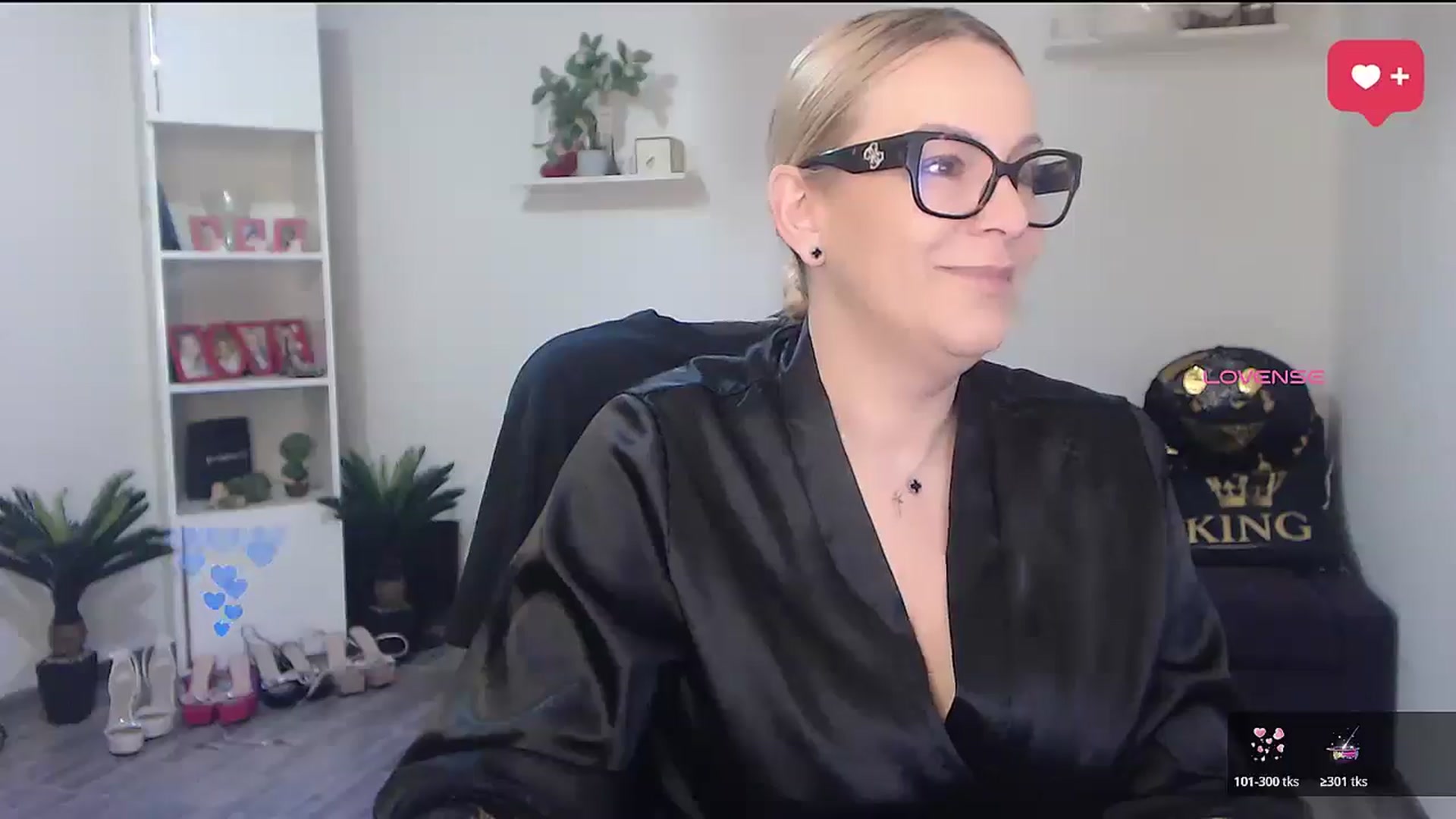 Gallery image thumbnail from A_baby_Boo's myfreecams stream on, 03/10/2026, 19:39 image 10 of 20