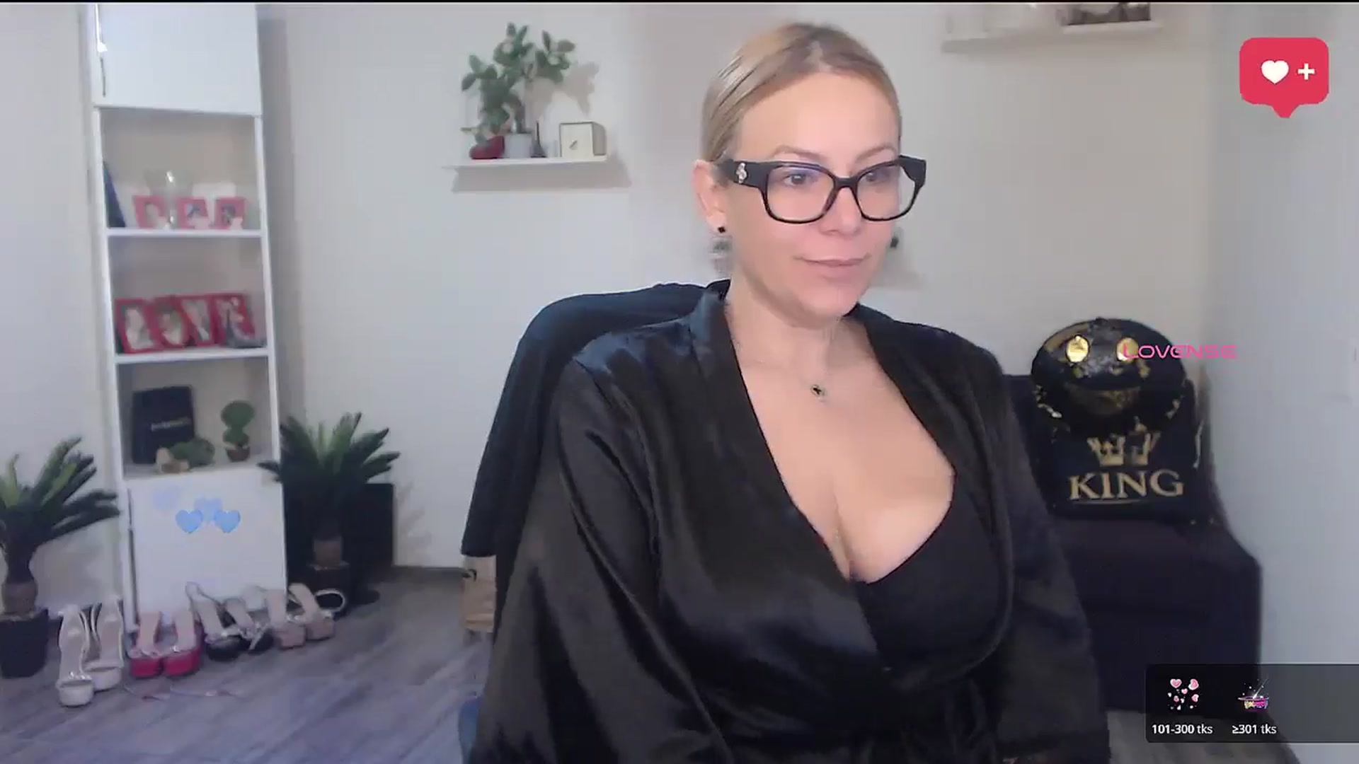 Gallery image thumbnail from A_baby_Boo's myfreecams stream on, 03/11/2026, 05:54 image 13 of 20
