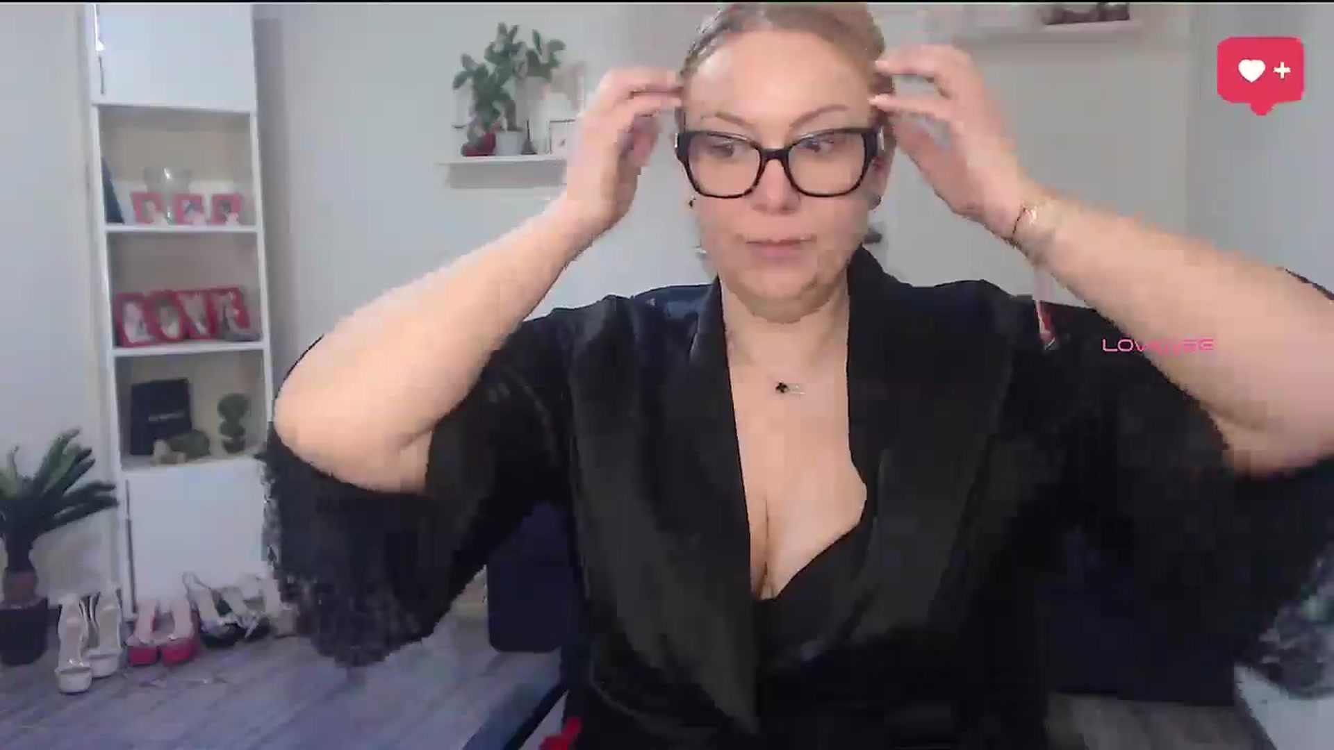 Gallery image thumbnail from A_baby_Boo's myfreecams stream on, 03/11/2026, 05:54 image 2 of 20
