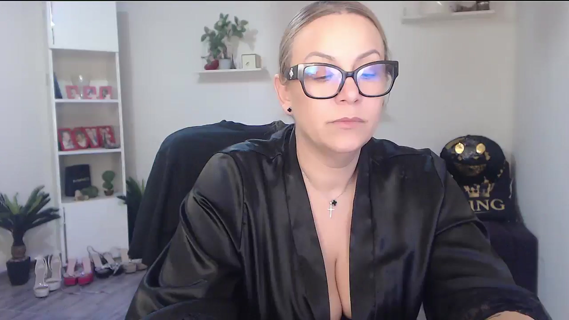 Gallery image thumbnail from A_baby_Boo's myfreecams stream on, 03/11/2026, 20:02 image 17 of 20