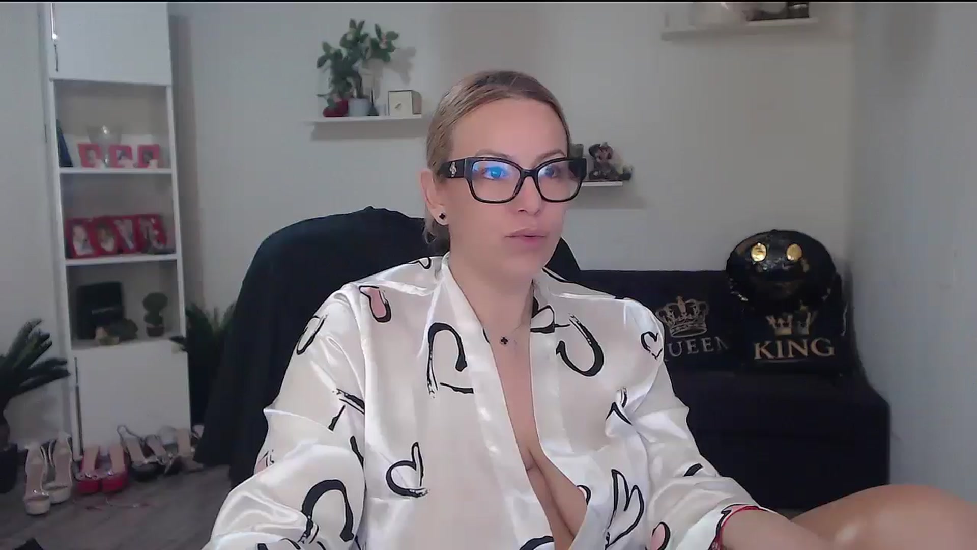 Gallery image thumbnail from A_baby_Boo's myfreecams stream on, 03/12/2026, 07:20 image 2 of 20