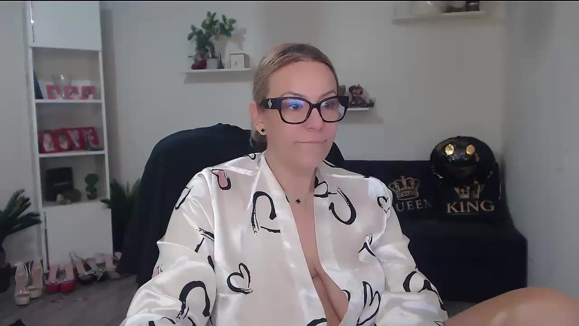 Gallery image thumbnail from A_baby_Boo's myfreecams stream on, 03/12/2026, 07:20 image 3 of 20