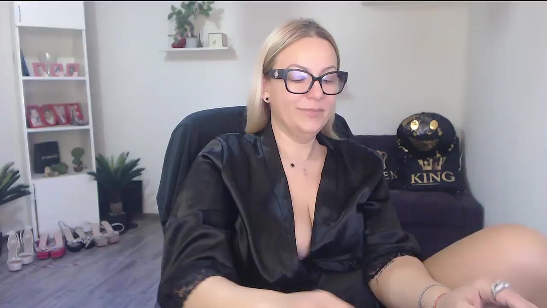 Gallery image thumbnail from A_baby_Boo's myfreecams stream on, 03/14/2026, 08:02 image 1 of 20