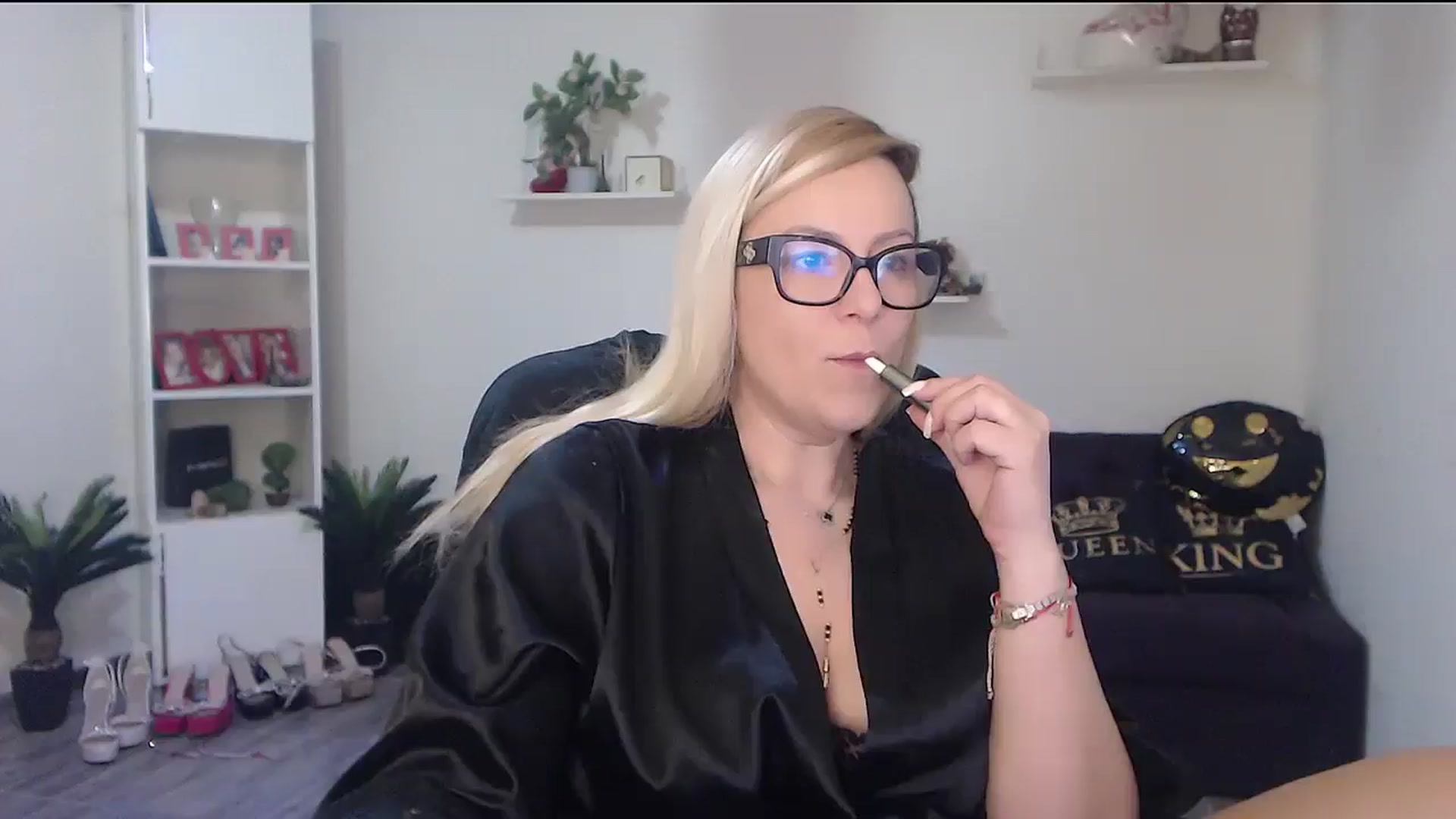 Gallery image thumbnail from A_baby_Boo's myfreecams stream on, 03/18/2026, 20:58 image 1 of 20