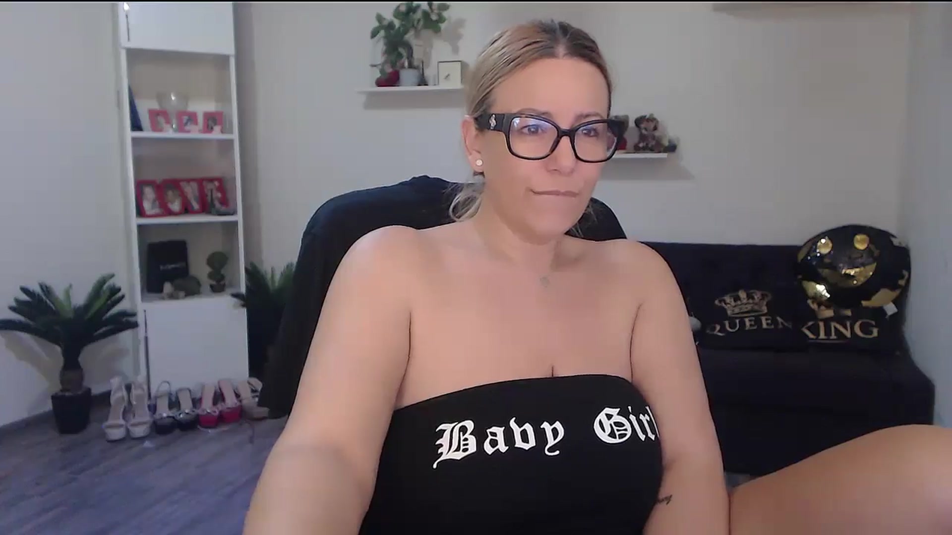 Gallery image thumbnail from A_baby_Boo's myfreecams stream on, 03/31/2026, 05:54 image 2 of 20