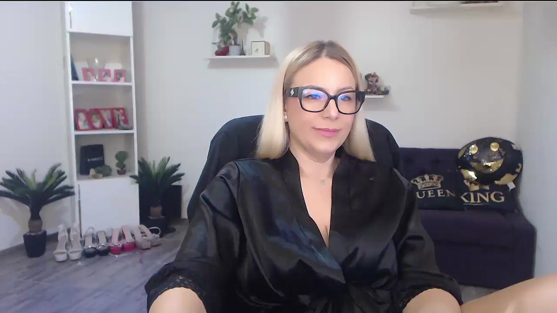 Gallery image thumbnail from A_baby_Boo's myfreecams stream on, 04/02/2026, 15:16 image 1 of 20