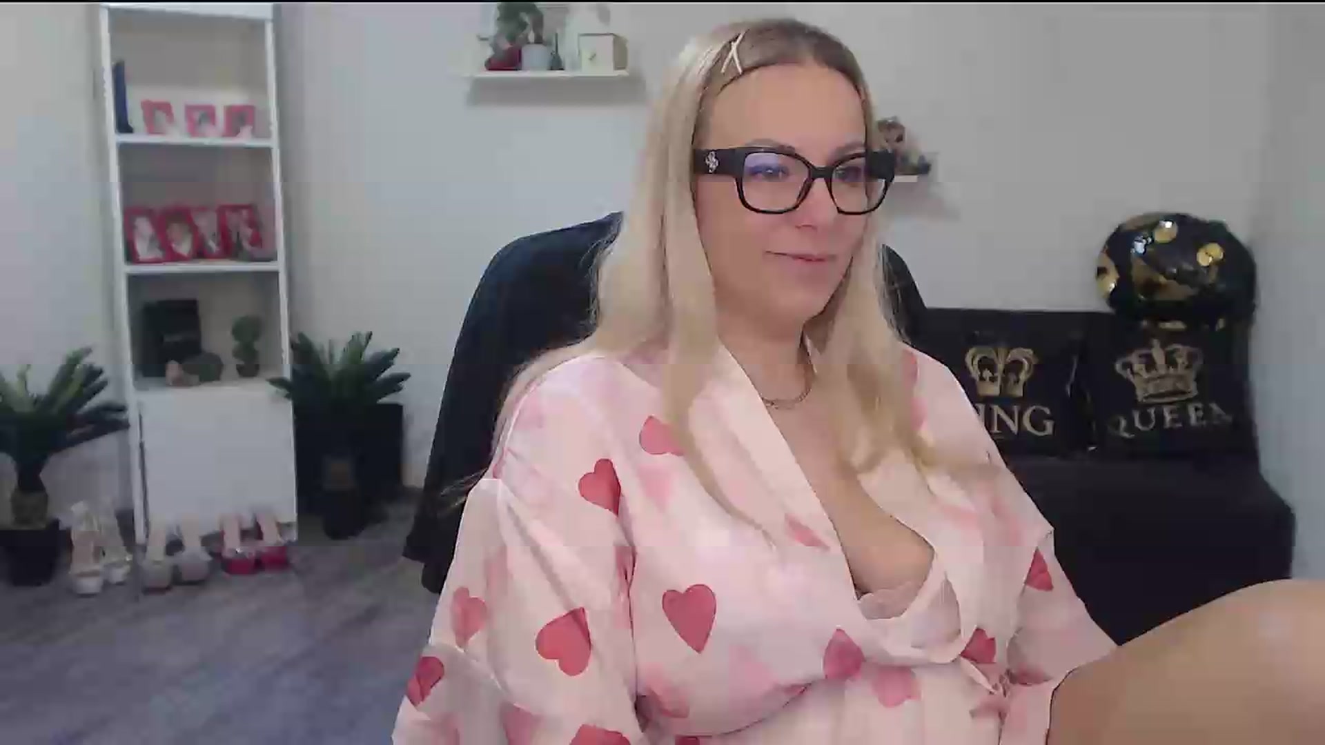 Gallery image thumbnail from A_baby_Boo's myfreecams stream on, 05/03/2026, 05:00 image 20 of 20
