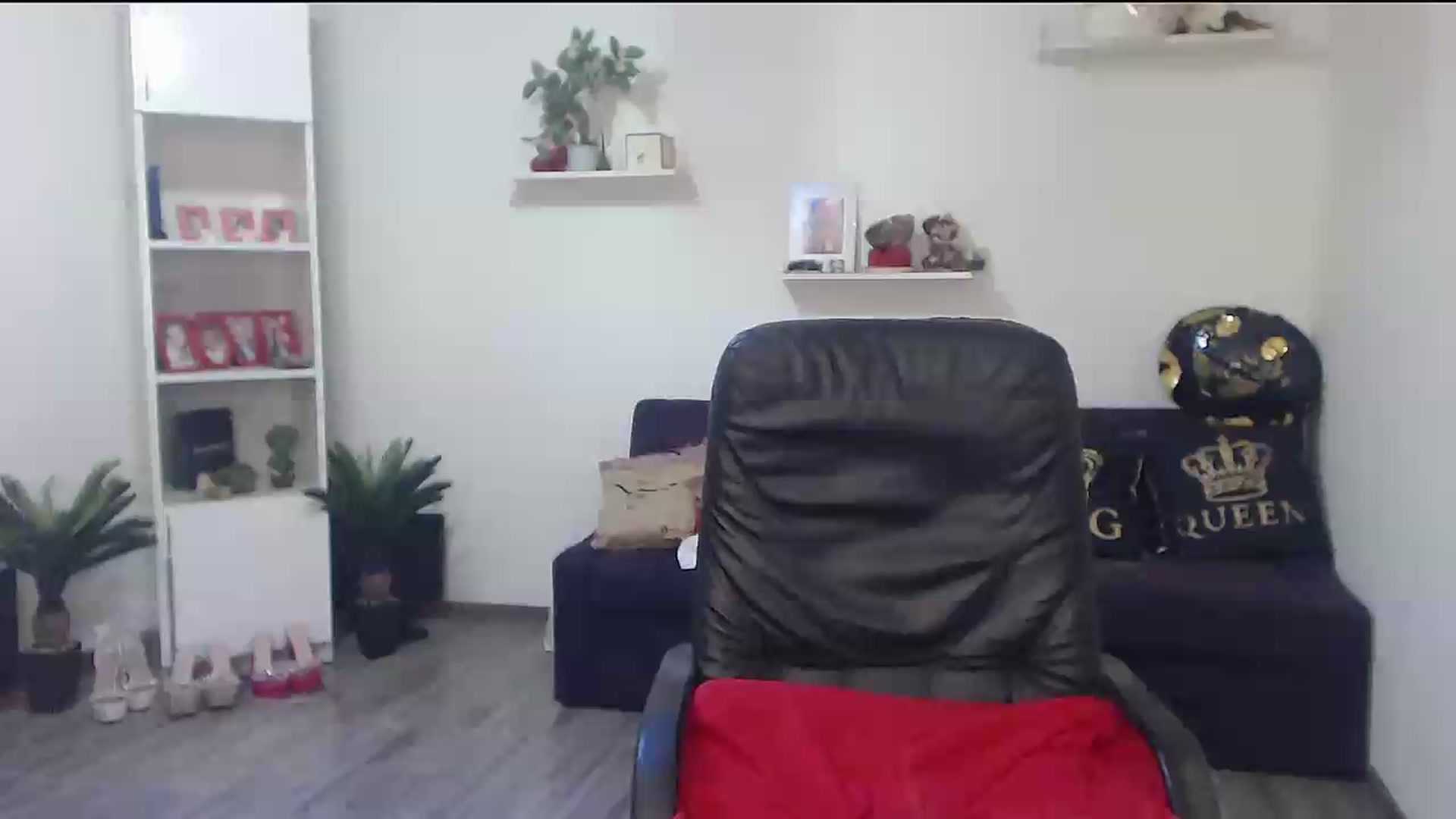 Gallery image thumbnail from A_baby_Boo's myfreecams stream on, 05/17/2026, 19:22 image 6 of 20