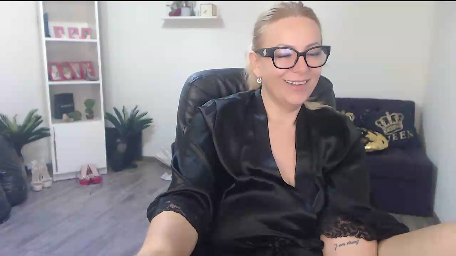 Gallery image thumbnail from A_baby_Boo's myfreecams stream on, 06/05/2026, 06:01 image 19 of 20