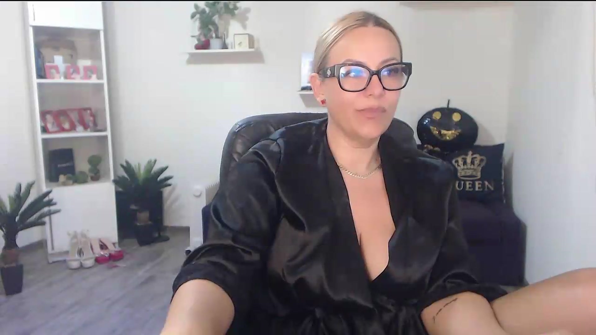 Gallery image thumbnail from A_baby_Boo's myfreecams stream on, 07/01/2026, 13:55 image 7 of 20