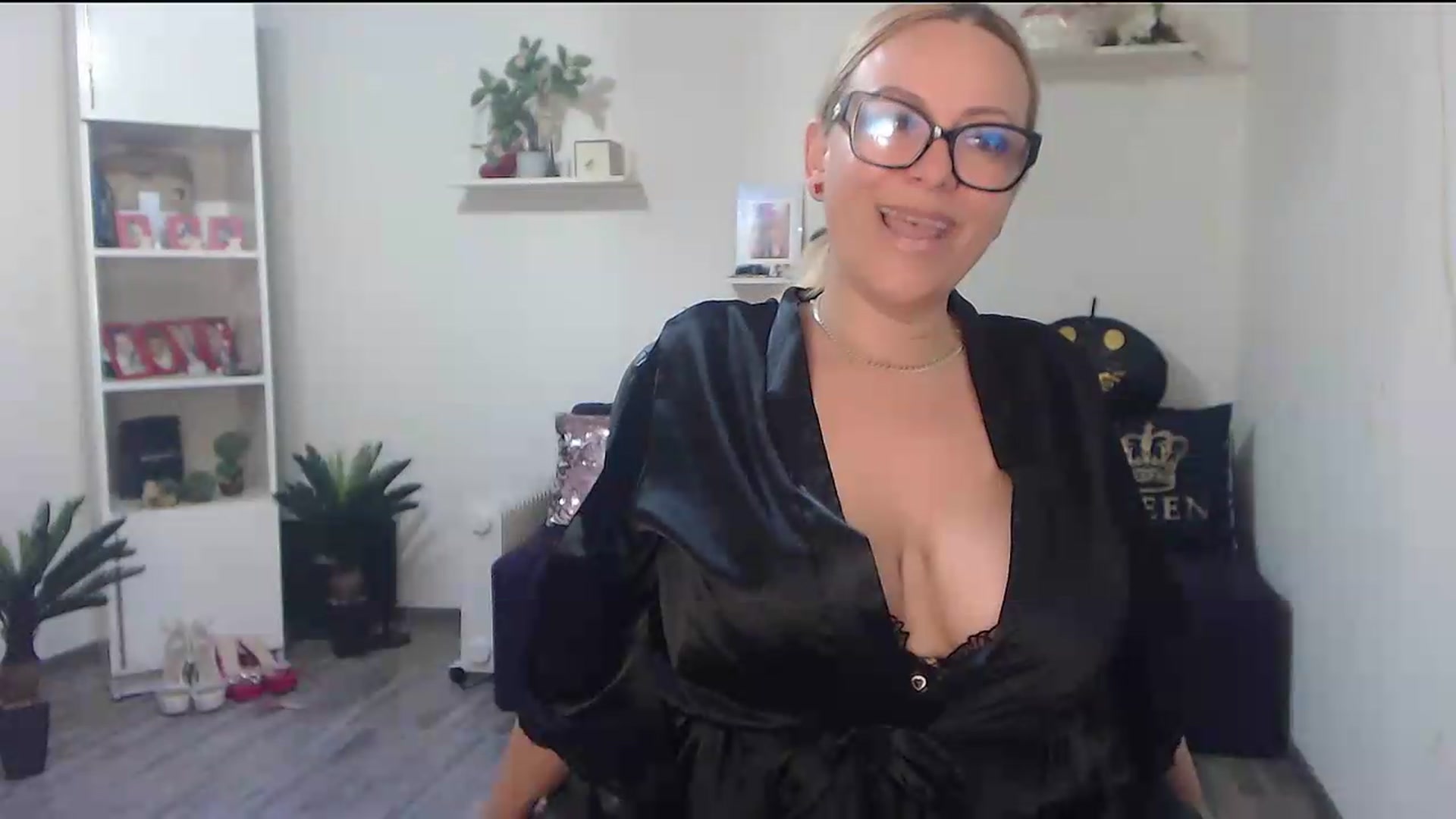 Gallery image thumbnail from A_baby_Boo's myfreecams stream on, 07/01/2026, 14:40 image 3 of 20