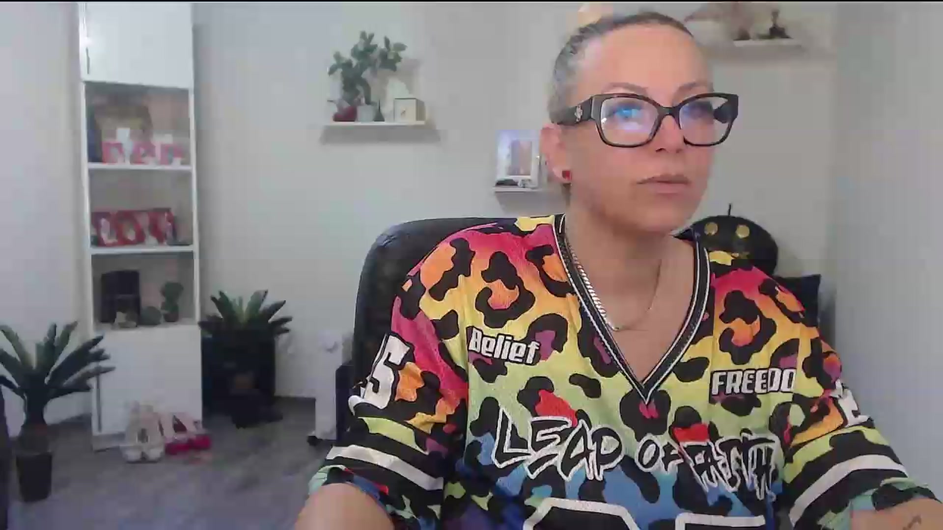 Gallery image thumbnail from A_baby_Boo's myfreecams stream on, 07/02/2026, 11:43 image 1 of 20