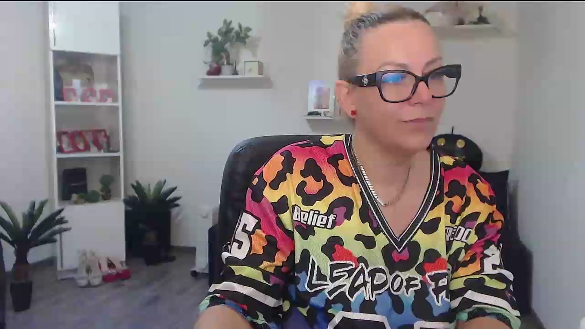 Gallery image thumbnail from A_baby_Boo's myfreecams stream on, 07/02/2026, 11:43 image 2 of 20