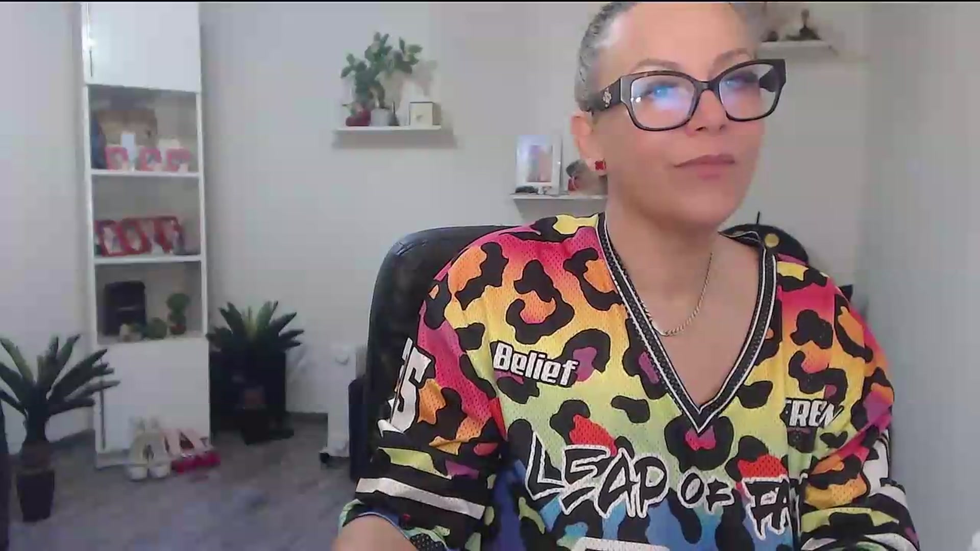 Gallery image thumbnail from A_baby_Boo's myfreecams stream on, 07/02/2026, 11:43 image 15 of 20