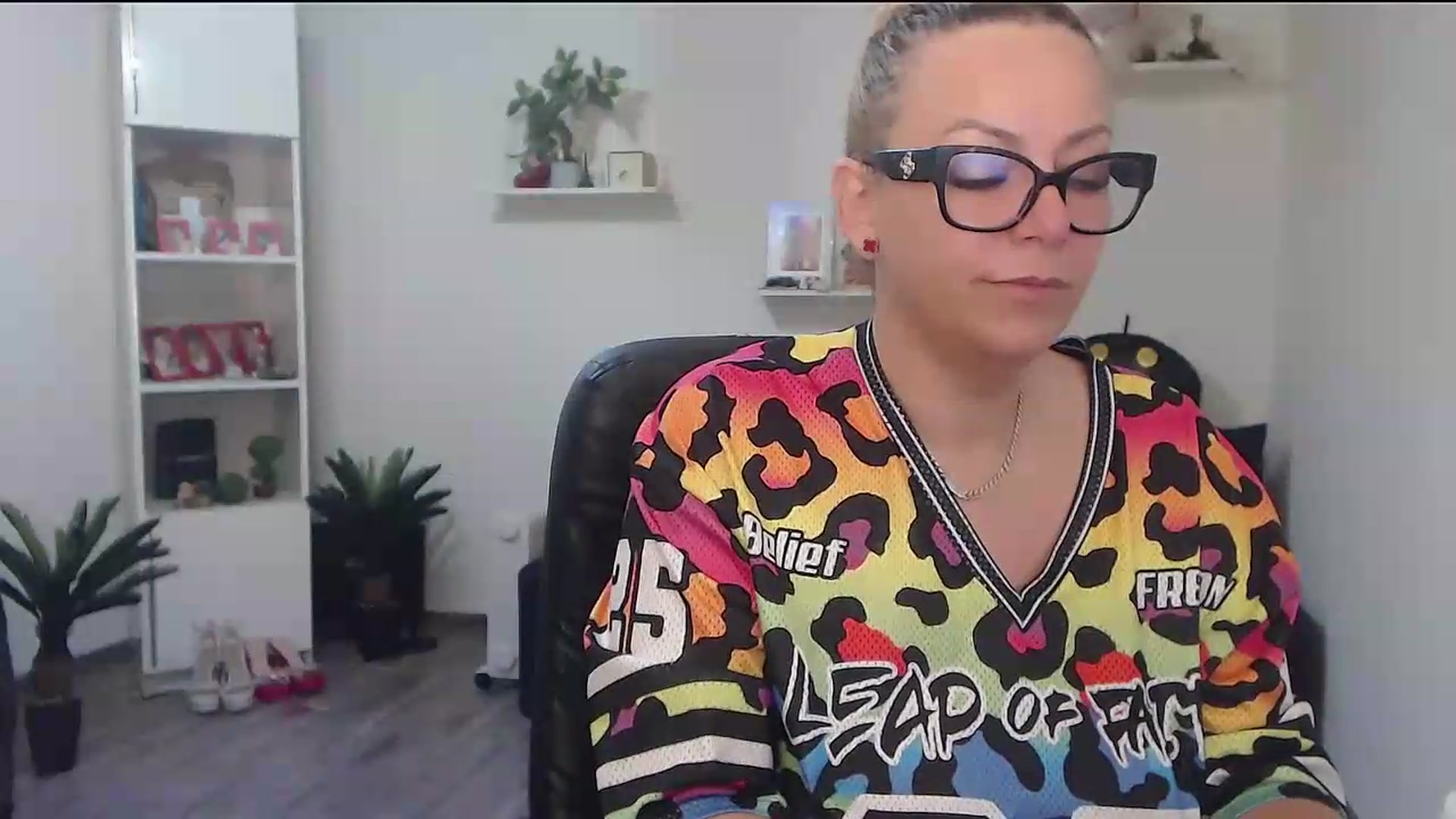 Gallery image thumbnail from A_baby_Boo's myfreecams stream on, 07/02/2026, 11:43 image 19 of 20