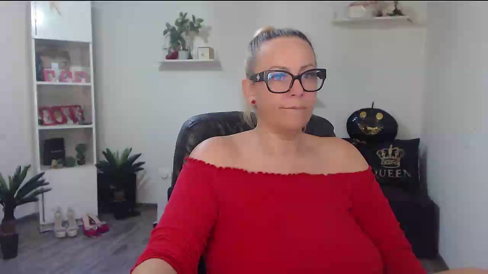 Gallery image thumbnail from A_baby_Boo's myfreecams stream on, 07/05/2026, 22:09 image 1 of 20