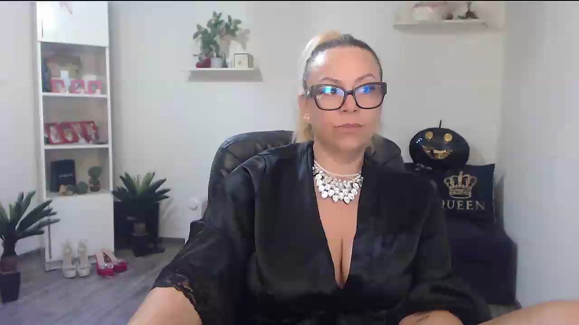 Gallery image thumbnail from A_baby_Boo's myfreecams stream on, 07/09/2026, 15:32 image 1 of 20