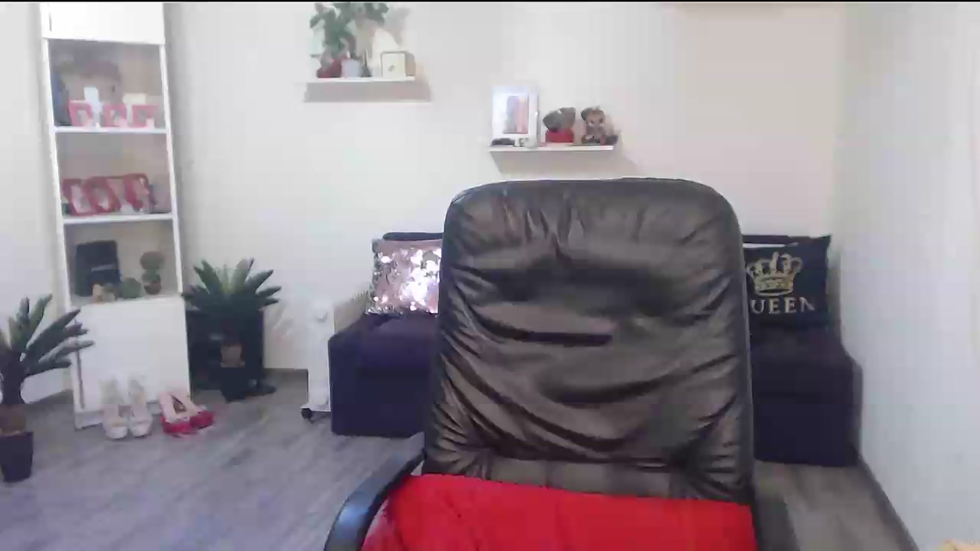 Gallery image thumbnail from A_baby_Boo's myfreecams stream on, 07/20/2026, 20:33 image 20 of 20