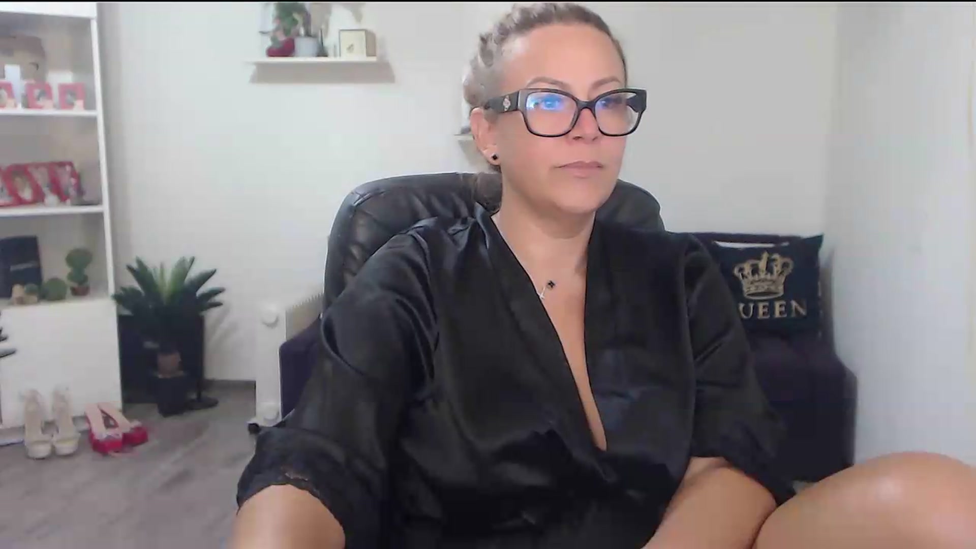 Gallery image thumbnail from A_baby_Boo's myfreecams stream on, 08/11/2026, 20:42 image 2 of 20