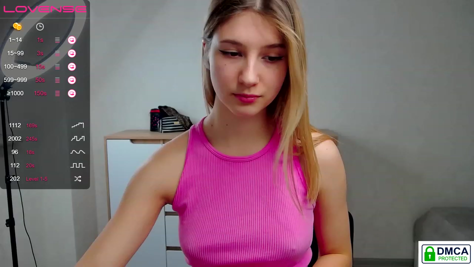 Gallery image thumbnail from A_n_n_a_a's myfreecams stream on, 04/06/2023, 17:14 image 17 of 20
