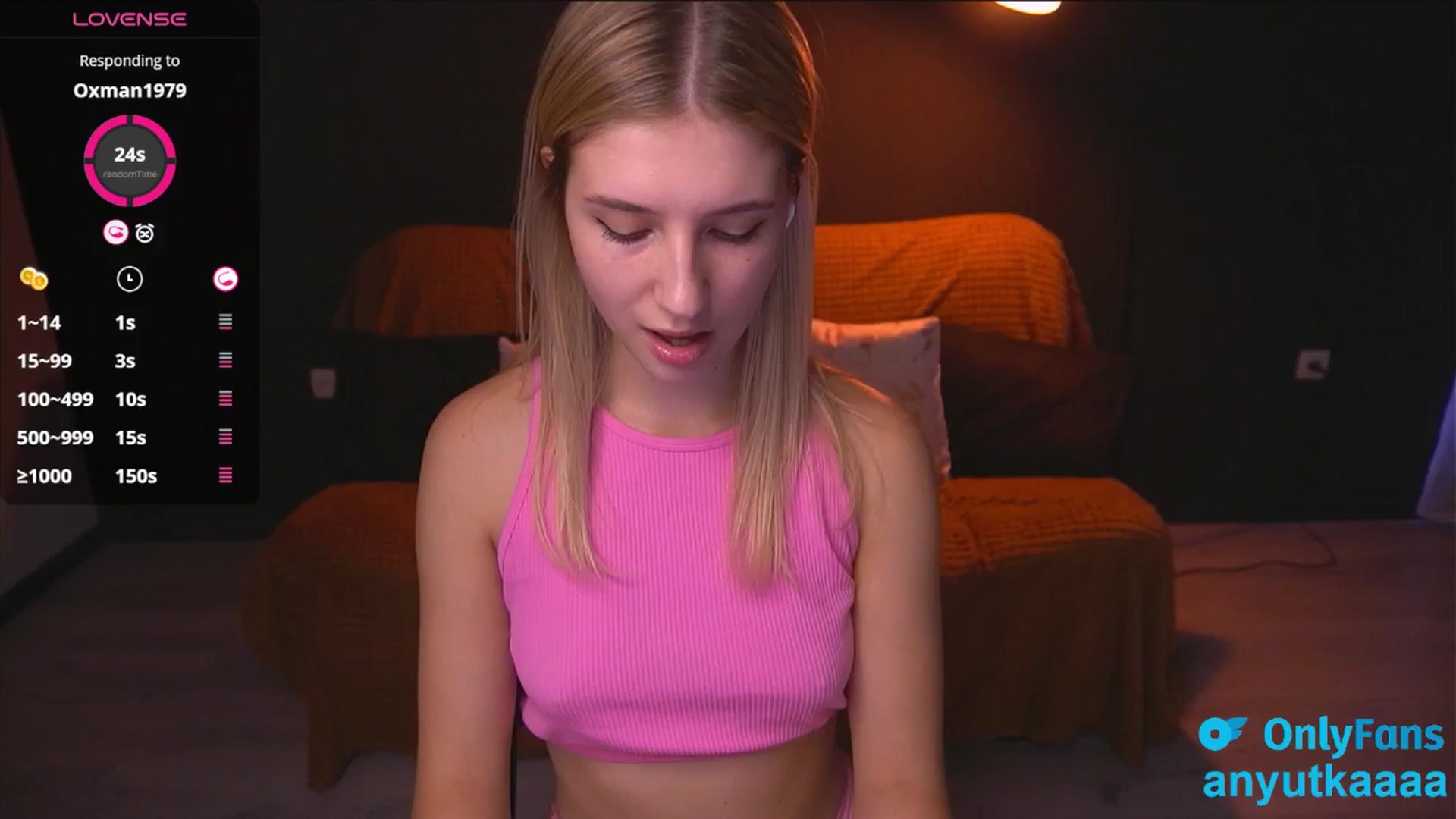 Gallery image thumbnail from A_n_n_a_a's myfreecams stream on, 10/14/2024, 14:24 image 18 of 20