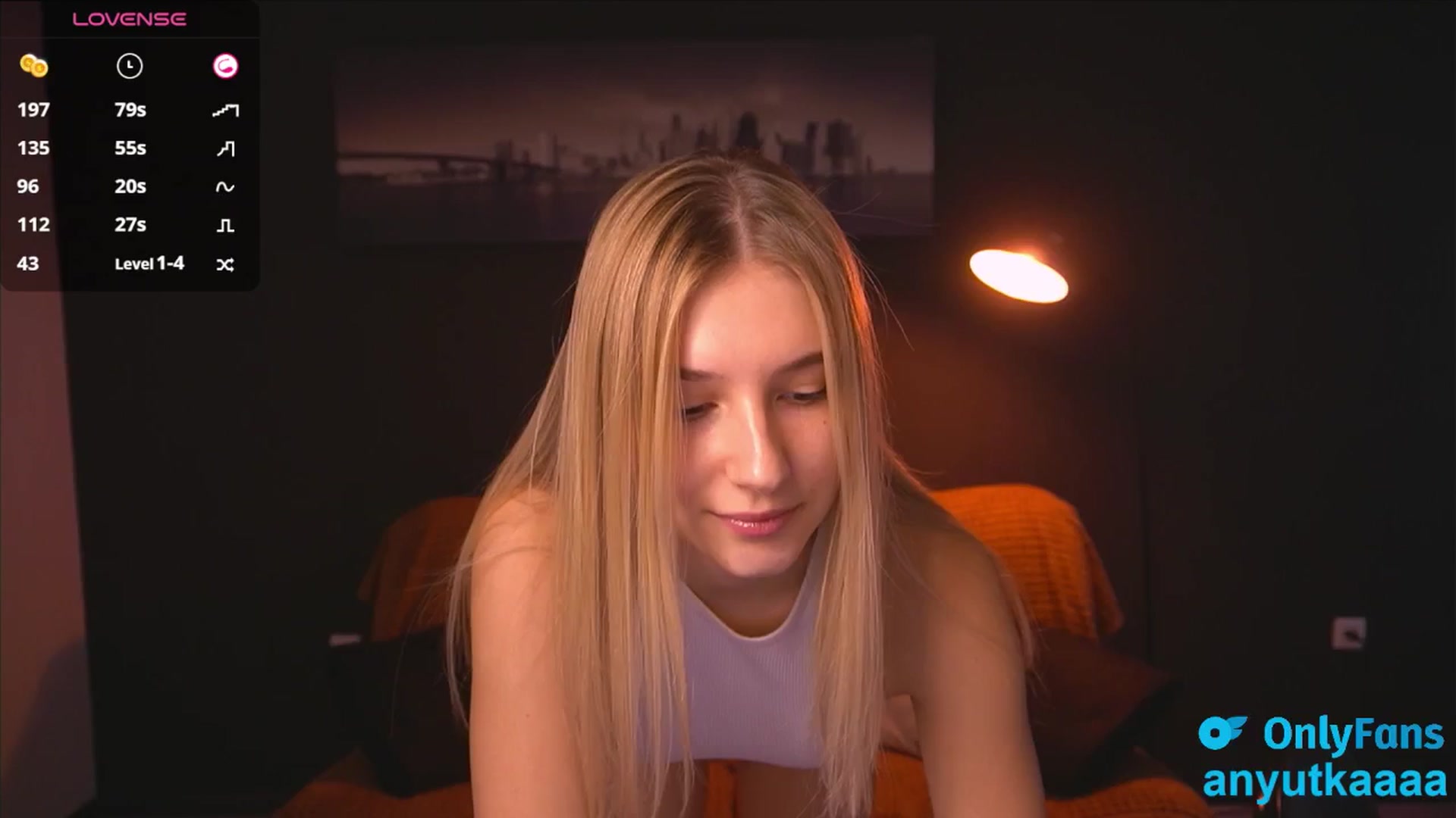 Gallery image thumbnail from A_n_n_a_a's myfreecams stream on, 10/17/2024, 12:07 image 5 of 20