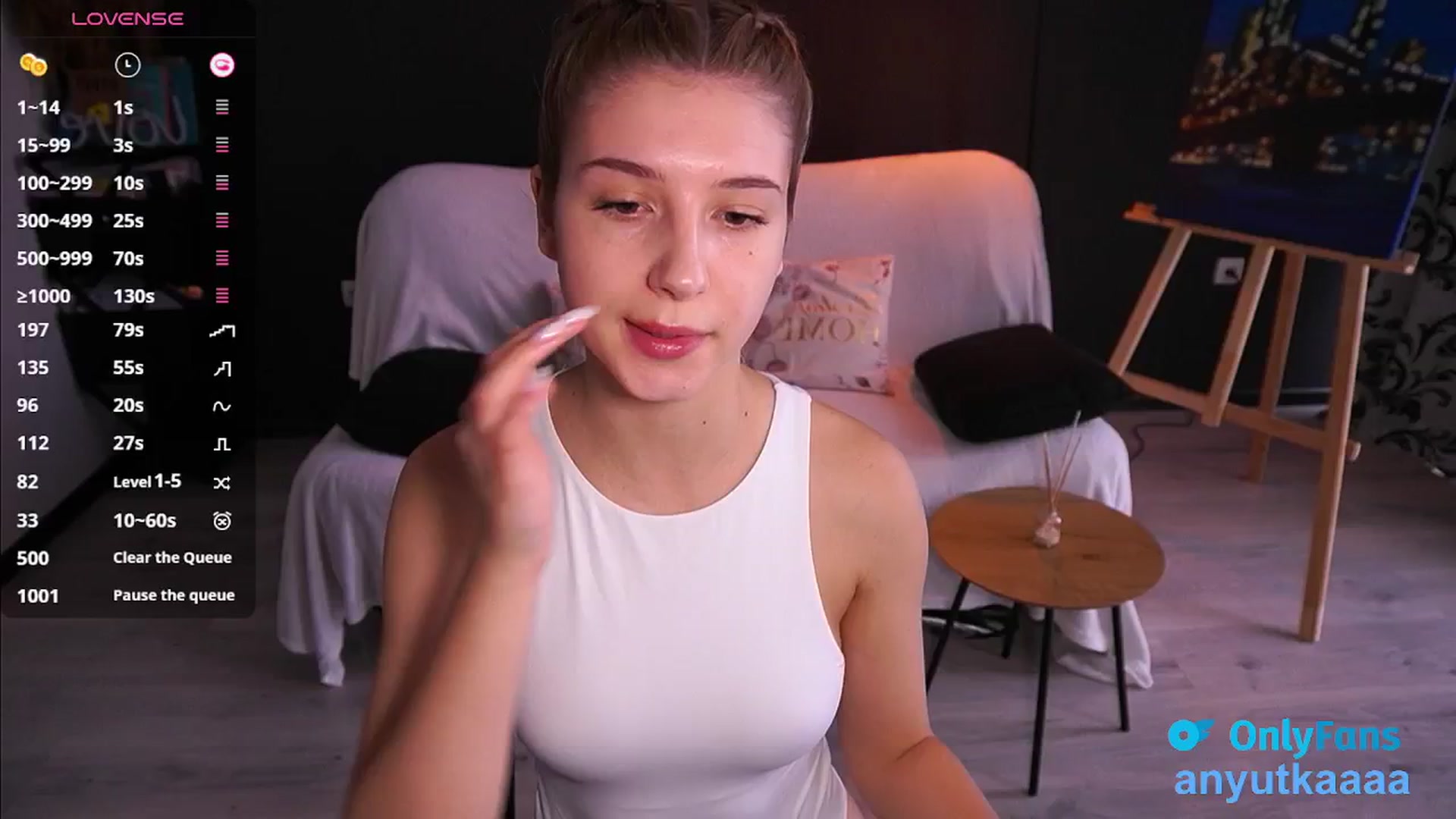 Gallery image thumbnail from A_n_n_a_a's myfreecams stream on, 04/25/2025, 13:58 image 1 of 20