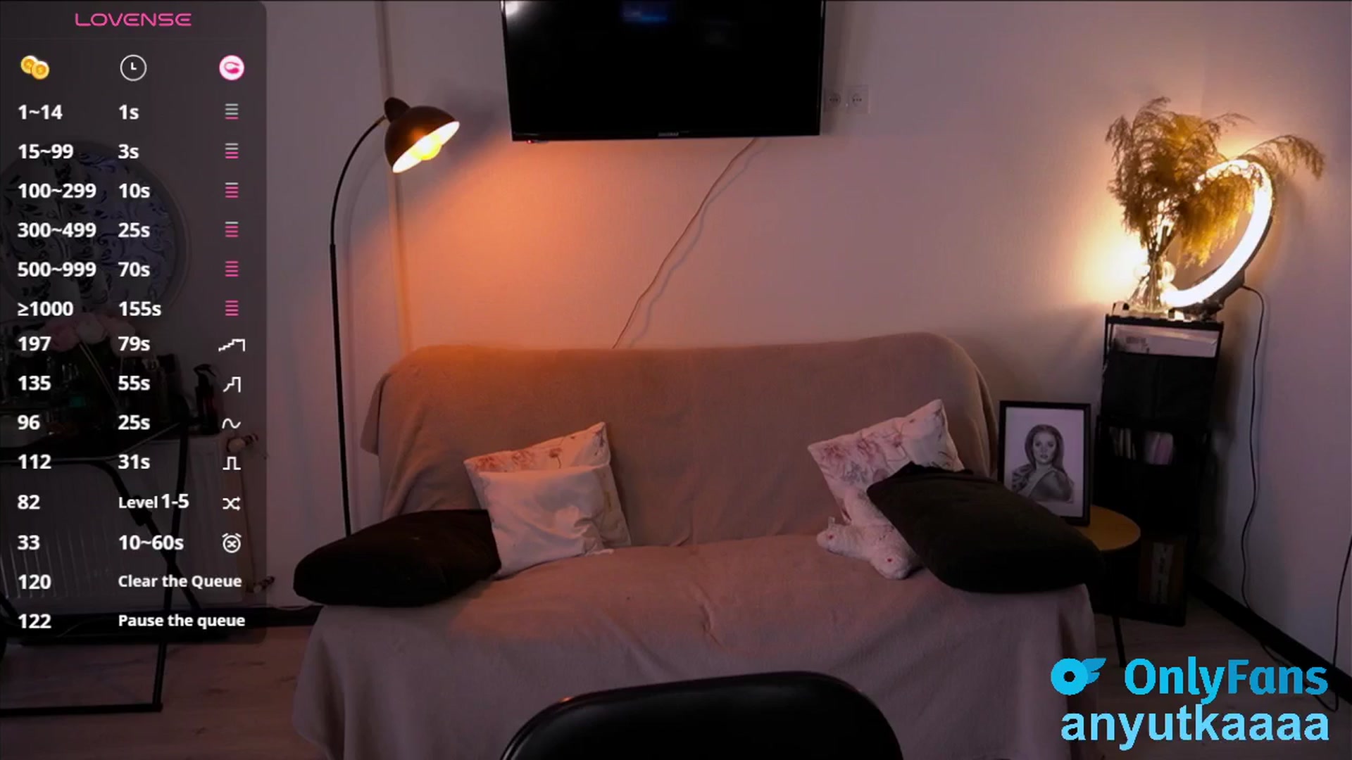 Gallery image thumbnail from A_n_n_a_a's myfreecams stream on, 09/12/2025, 09:55 image 6 of 20