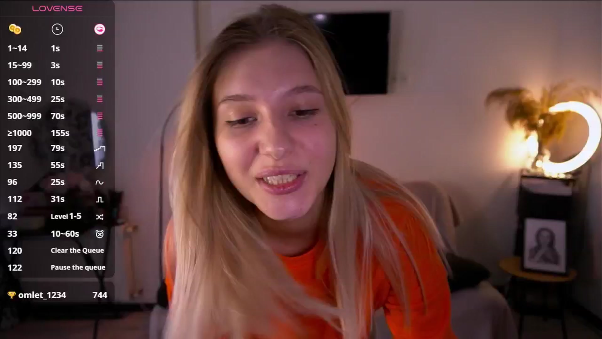 Gallery image thumbnail from A_n_n_a_a's myfreecams stream on, 10/11/2025, 12:38 image 6 of 20