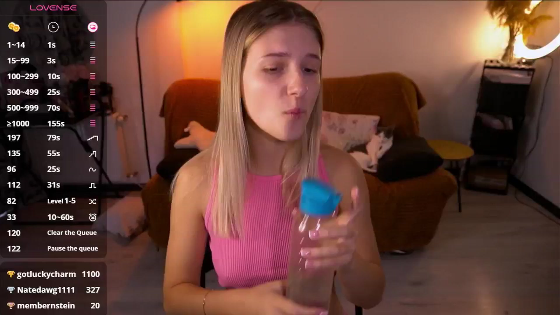 Gallery image thumbnail from A_n_n_a_a's myfreecams stream on, 10/19/2025, 09:11 image 13 of 20