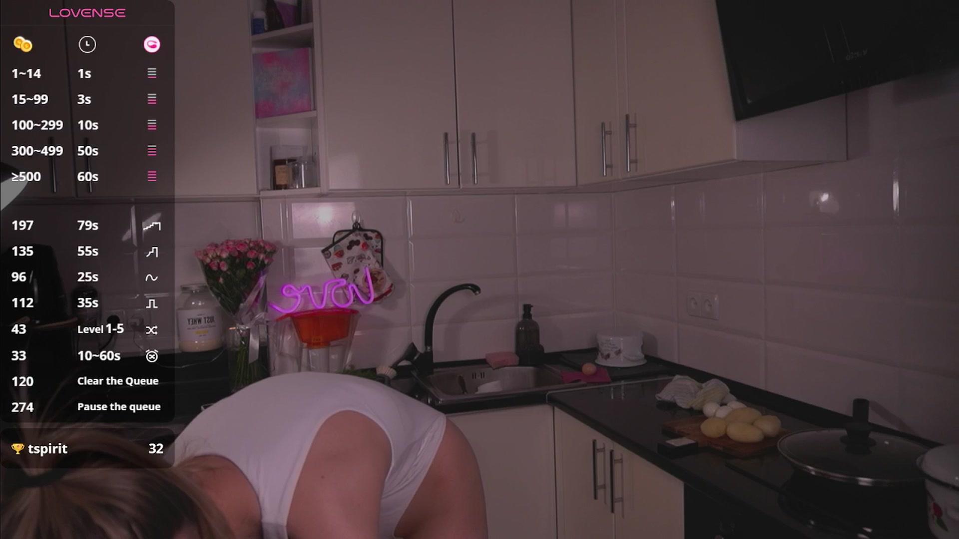 Gallery image thumbnail from A_n_n_a_a's myfreecams stream on, 04/12/2026, 13:23 image 13 of 20